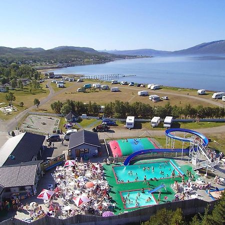 Skittenelv Lodge & Camping Tromsø Exteriör bild
