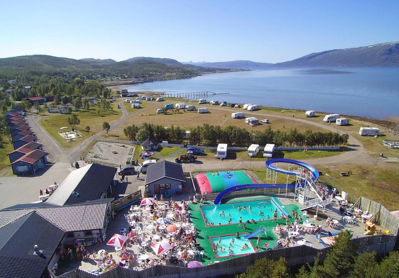 Skittenelv Lodge & Camping Tromsø Exteriör bild